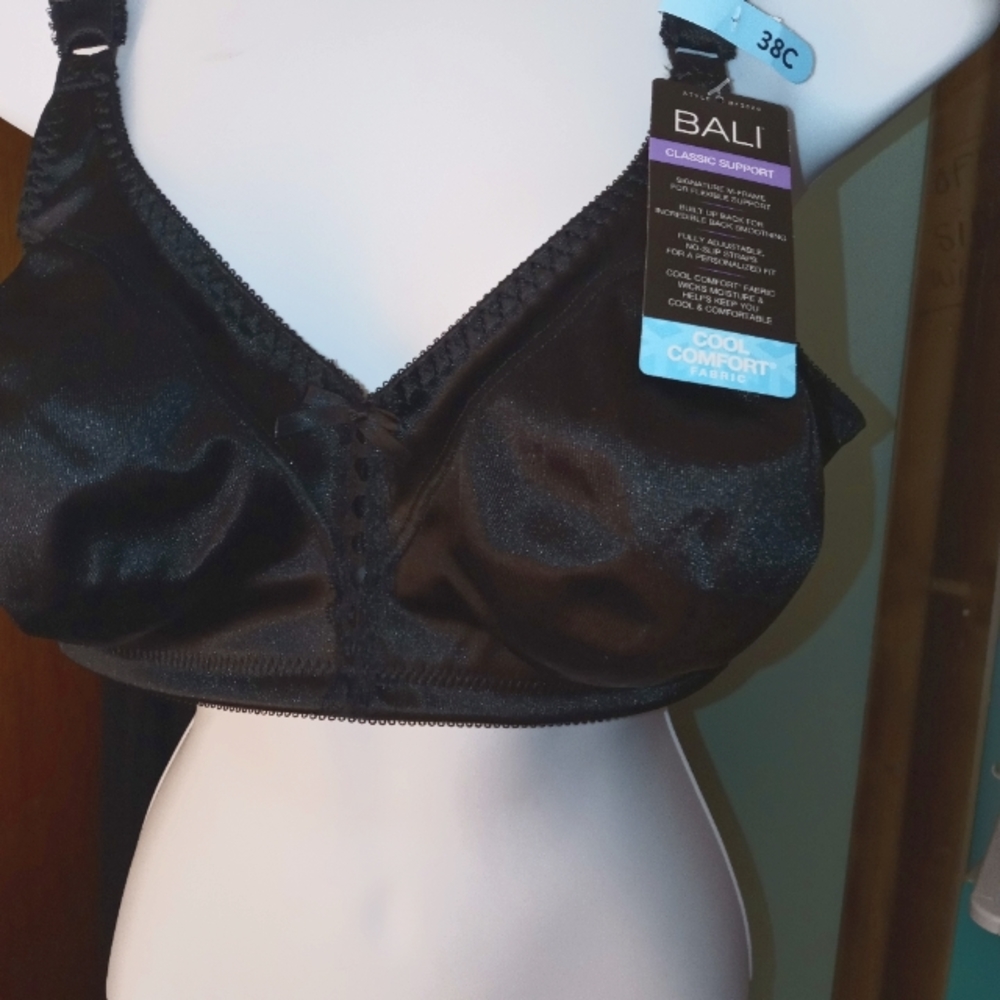 Black BALI Bra, size 38C.